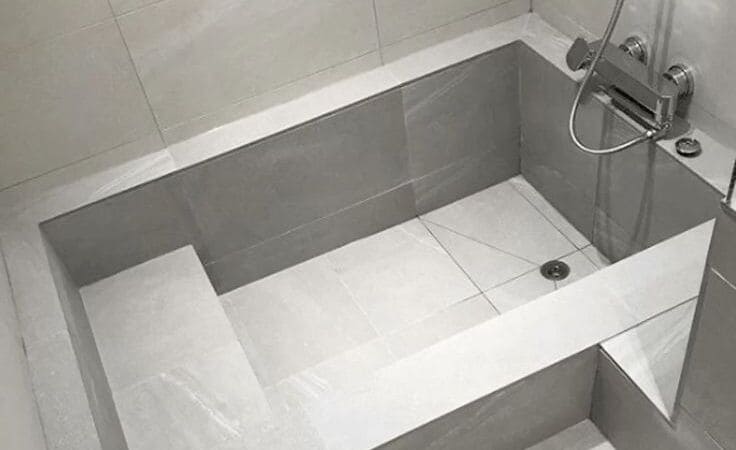 매립 수전 시공 전 꼭 알아야 할 누수 예방법과 모던 욕실 인테리어 팁